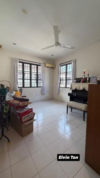 Rumah Berkembar untuk Dijual di Butterworth (Penang) - Elvin Tan - Living Room - PropertyGuru.com.my