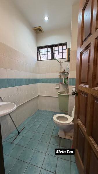 Rumah Berkembar untuk Dijual di Butterworth (Penang) - Elvin Tan - Bathroom - PropertyGuru.com.my