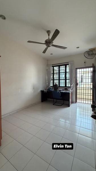 Rumah Berkembar untuk Dijual di Butterworth (Penang) - Elvin Tan - Study - PropertyGuru.com.my