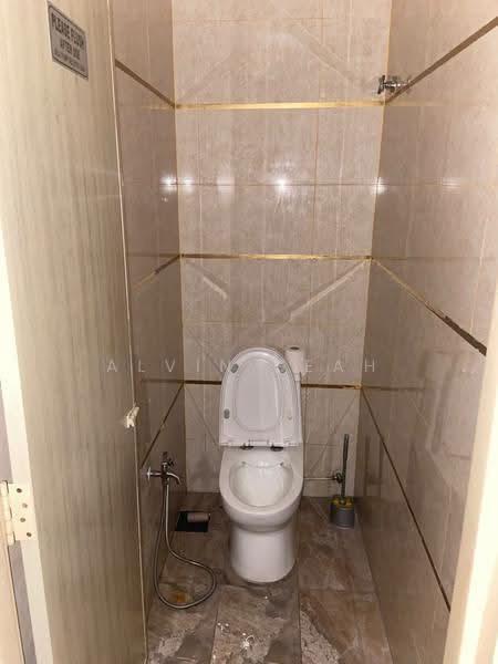 Shop / Office for Rent in Bandar Botanic (Klang) - Alvin Seah - Bathroom - PropertyGuru.com.my