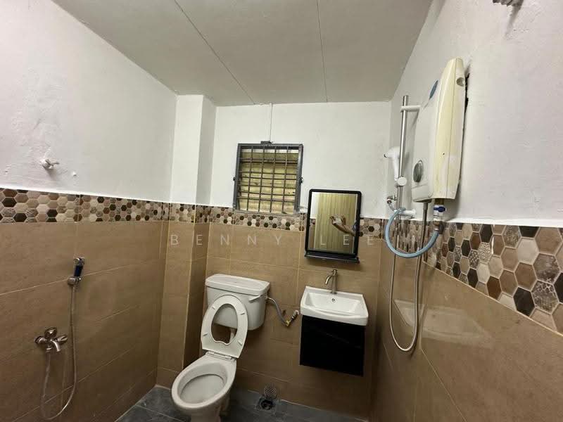 2-storey Terraced House for Rent in Bandar Damai Perdana (Cheras) - Benny Lee - Bathroom - PropertyGuru.com.my