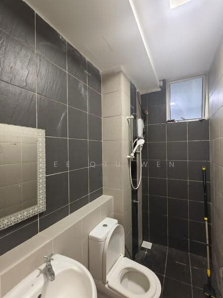 Apartment for Rent at D'Rich Executive Suites - Lee Qiu Wen - PropertyGuru.com.my