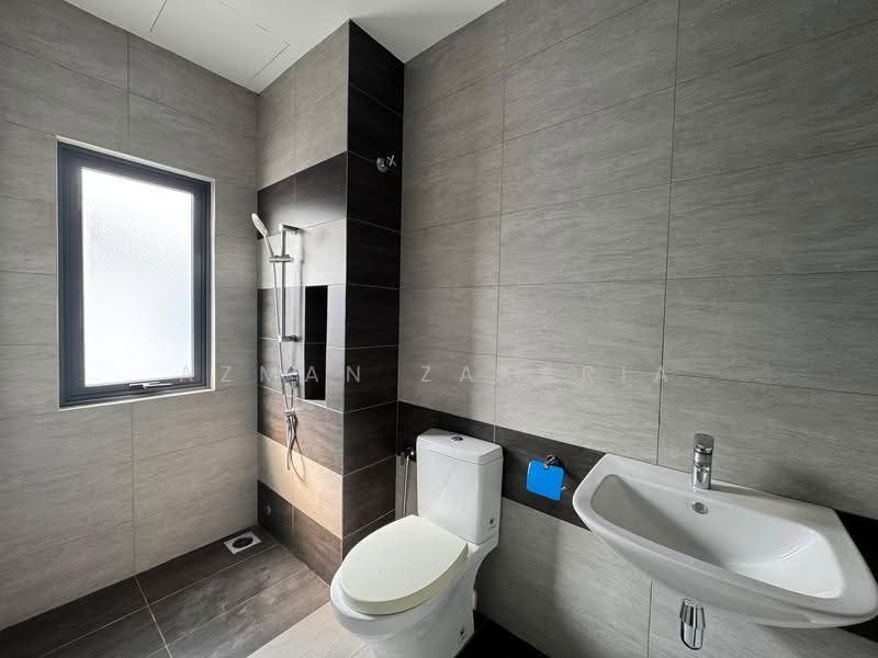 Rumah Teres 2-Tingkat untuk Dijual di Sungai Buloh (Selangor) - AZMAN ZAKARIA - Bathroom - PropertyGuru.com.my
