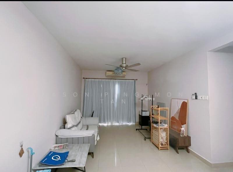 Condominium for Rent at Bayu Tasik 2 - Jason Ping Mon Tan - Living Room - PropertyGuru.com.my