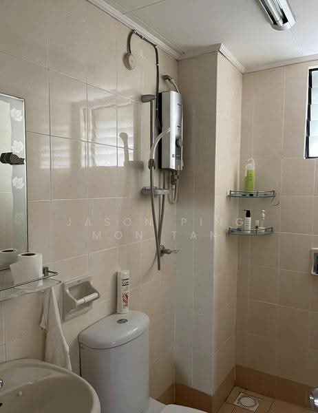 Condominium for Rent at Bayu Tasik 2 - Jason Ping Mon Tan - Bathroom - PropertyGuru.com.my