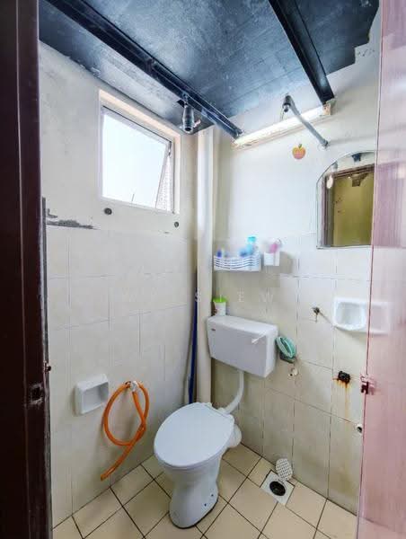 Apartment for Sale at Desa Temenggung Apartment - WK Siew - Bathroom - PropertyGuru.com.my