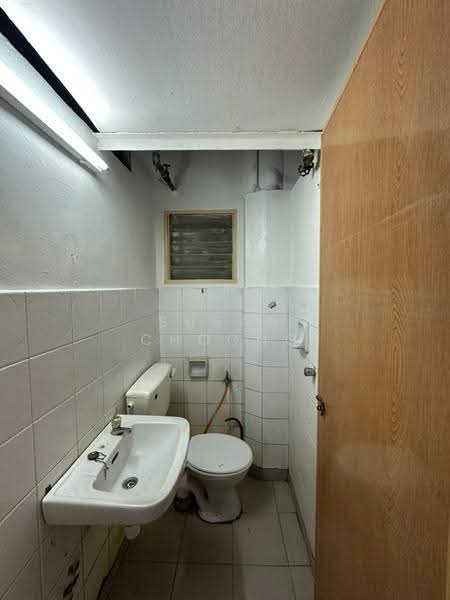 Apartment for Rent at Pangsapuri Orkid - Susan Choong - Bathroom - PropertyGuru.com.my