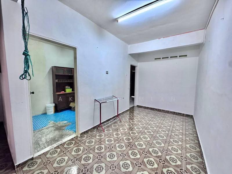 2-storey Terraced House for Sale in Taman Pulai Indah (Johor Bahru) - Fakhrul Imlan - Interior - PropertyGuru.com.my
