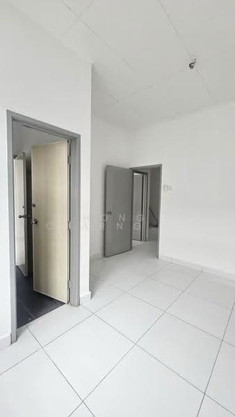 2-storey Terraced House for Rent in Setia Tropika (Johor Bahru) - Hong Charng Lee - Interior - PropertyGuru.com.my