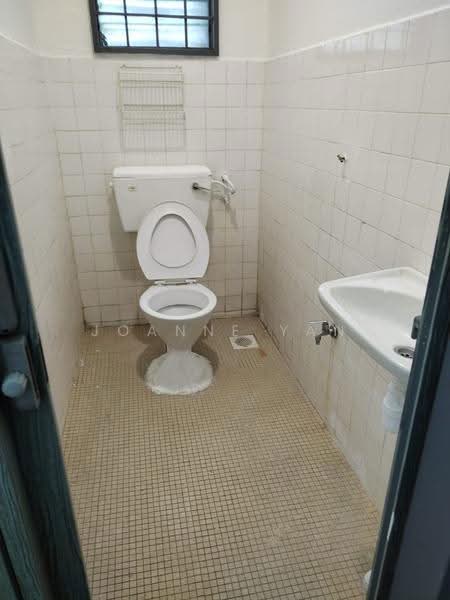 Flat for Sale at Desa Sri Puteri - Joanne Yan - Bathroom - PropertyGuru.com.my