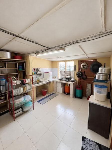 Rumah Teres 1-Tingkat untuk Dijual di Taman Desa Rahmat (Tampoi) - Fakhrul Imlan - Kitchen - PropertyGuru.com.my