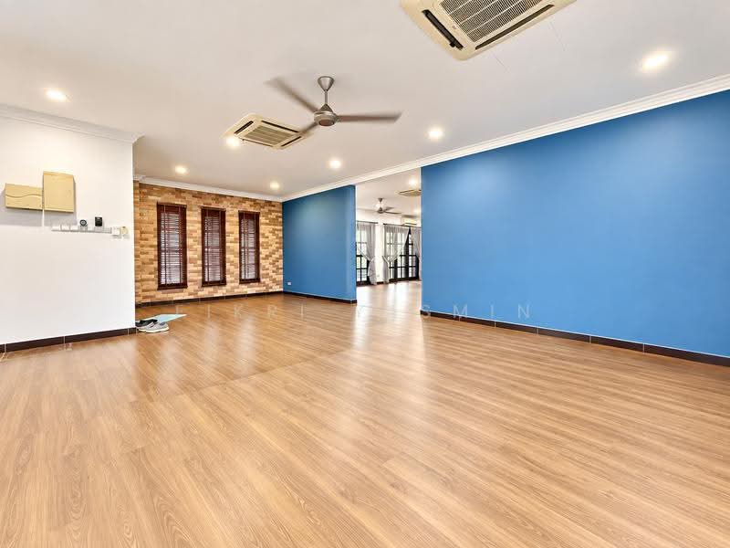 Bungalow House for Sale in Bangi (Selangor) - Fikri Yasmin - Living Room - PropertyGuru.com.my