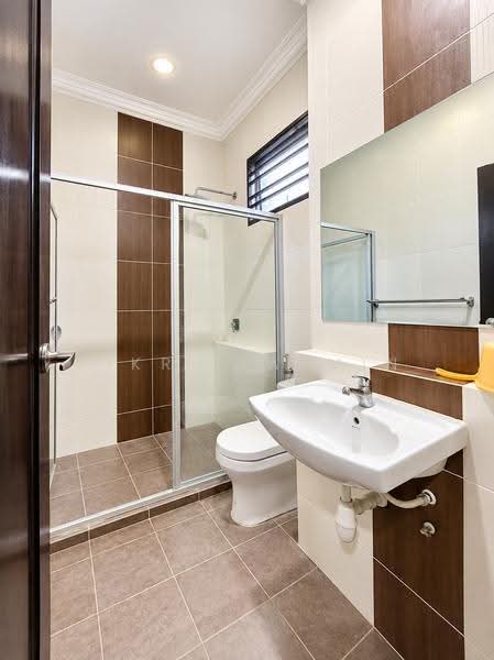 Bungalow House for Sale in Bangi (Selangor) - Fikri Yasmin - Bathroom - PropertyGuru.com.my