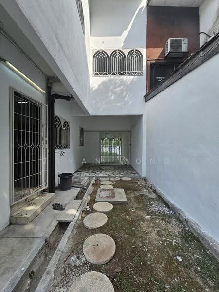 2-storey Terraced House for Sale in Damansara Jaya (Petaling Jaya) - Bryan Wong - Exterior - PropertyGuru.com.my