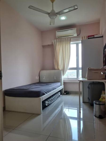 Apartment for Rent at Idaman Residence - MJ Lai - Bedroom - PropertyGuru.com.my