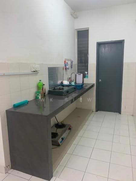 Apartment for Sale at Sutera Apartment Bandar Tun Hussein Onn - WK Siew - Kitchen - PropertyGuru.com.my