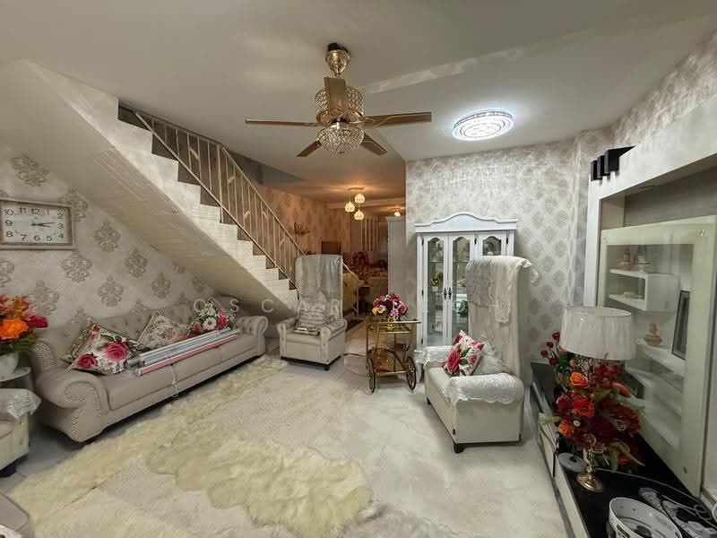 Rumah Teres 1.5-Tingkat untuk Dijual di Ipoh (Perak) - Oscar Teoh - Living Room - PropertyGuru.com.my