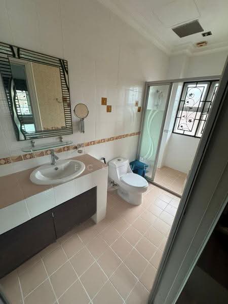 Bungalow House for Sale in Ampang Jaya (Ampang) - Teck Wee - Bathroom - PropertyGuru.com.my