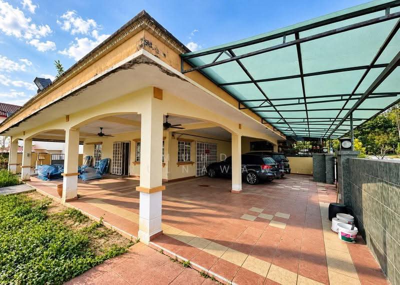 Bungalow House for Sale in Taman Seri Mewah (Kajang) - Muhd Khairulnawawi Kamaruddin - Exterior - PropertyGuru.com.my