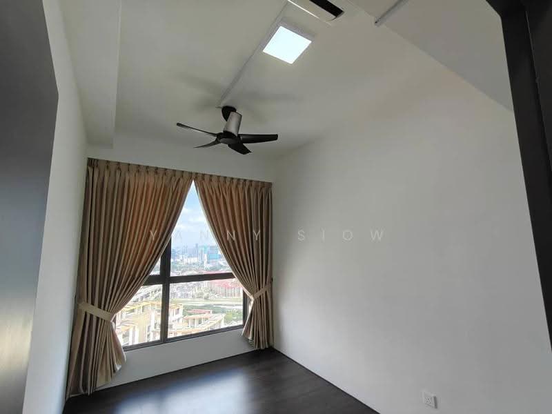 Kediaman Servis untuk Dijual di Altris Residences @ The Quartz WM - Yanny Siow - View - PropertyGuru.com.my