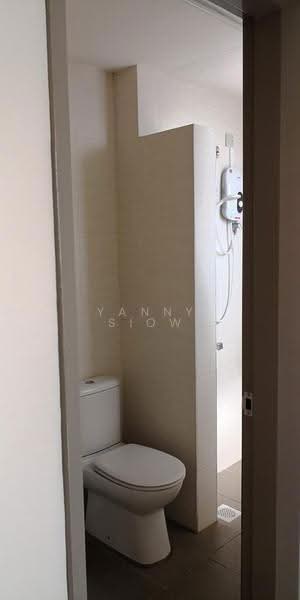 Service Residence for Sale at Platinum Lake PV 21 - Yanny Siow - Bathroom - PropertyGuru.com.my
