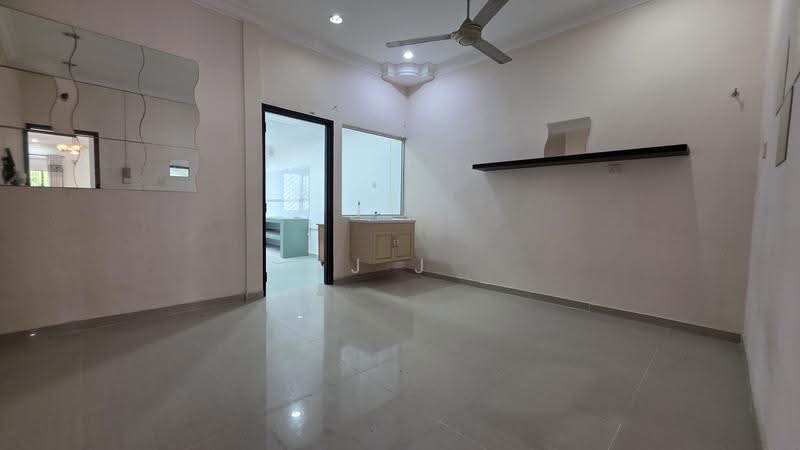 Terraced House for Sale in Kota Kemuning (Shah Alam) - J J - Interior - PropertyGuru.com.my