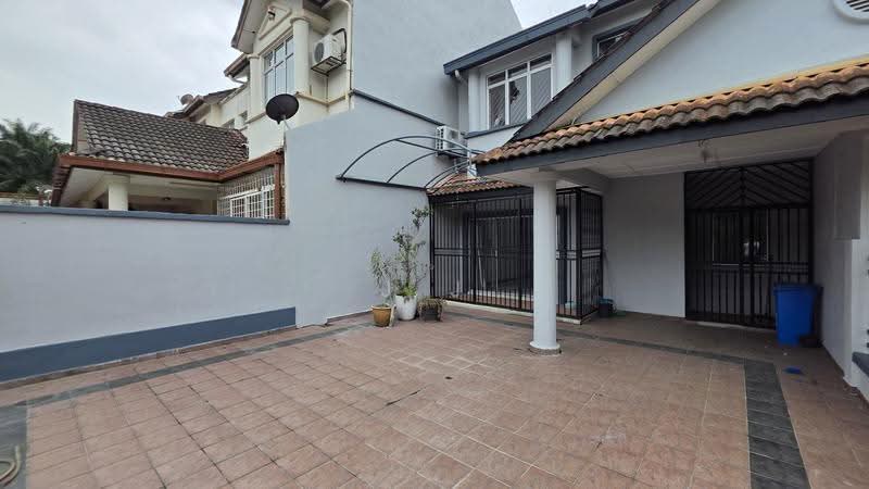 Terraced House for Sale in Kota Kemuning (Shah Alam) - J J - Exterior - PropertyGuru.com.my
