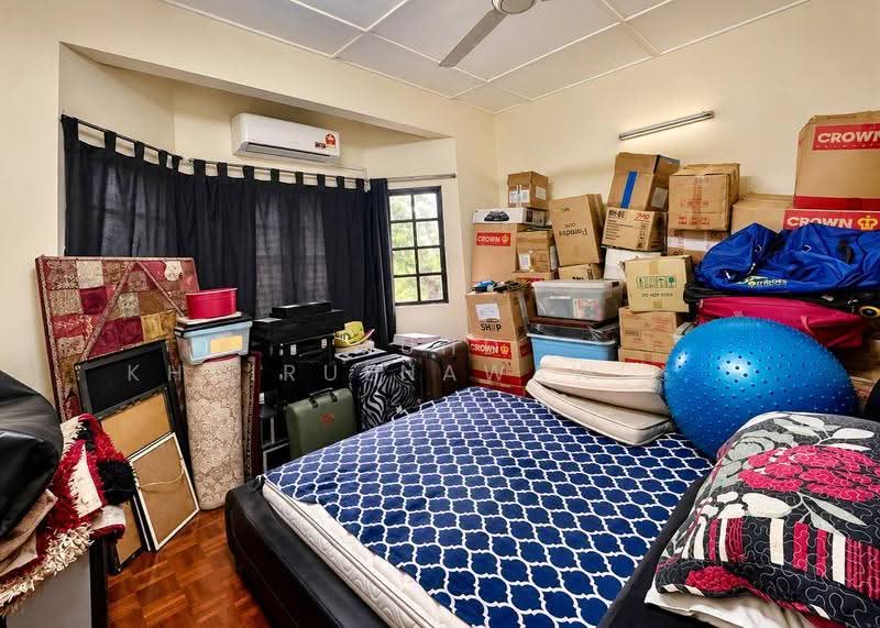 1.5-storey Terraced House for Sale in Seksyen 7 (Kota Damansara) - Muhd Khairulnawawi Kamaruddin - Bedroom - PropertyGuru.com.my