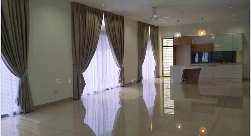 Banglo Pautan untuk Dijual di Taman Adda Heights (Tebrau) - Celina Chong - Living Room - PropertyGuru.com.my
