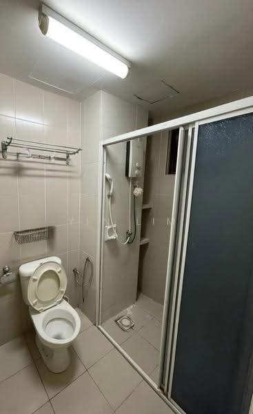 Condominium for Sale at Savanna Condominium - Yen Lim - Bathroom - PropertyGuru.com.my