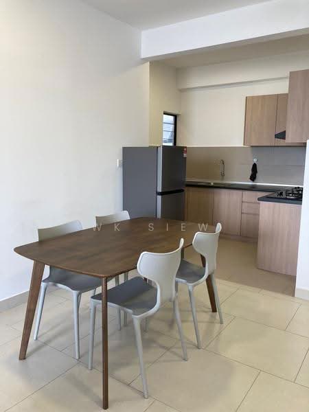 Kediaman Servis untuk Dijual di Astetica Residences - WK Siew - Kitchen - PropertyGuru.com.my