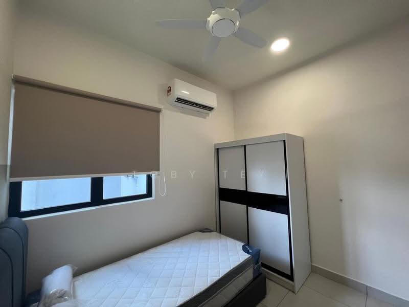 Service Residence for Rent at Majestic Maxim - Toby Tey - Bedroom - PropertyGuru.com.my