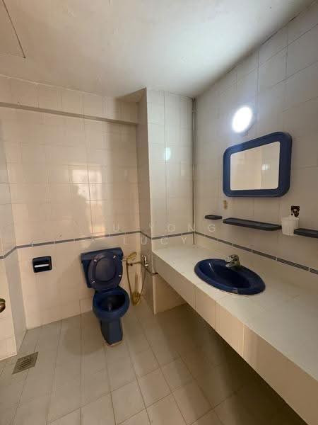 Kondominium untuk Disewa di Aloha Tower Condominium - Au Yong Lucy - Bathroom - PropertyGuru.com.my