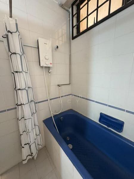 Kondominium untuk Disewa di Aloha Tower Condominium - Au Yong Lucy - Bathroom - PropertyGuru.com.my