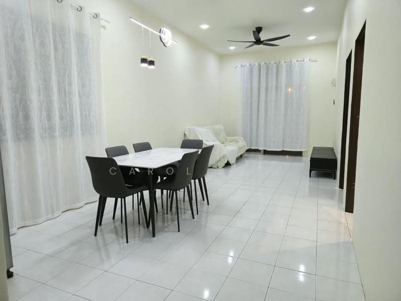 1-storey Terraced House for Rent in Bandar Putra Kulai (Kulai) - Carol Chin - Living Room - PropertyGuru.com.my