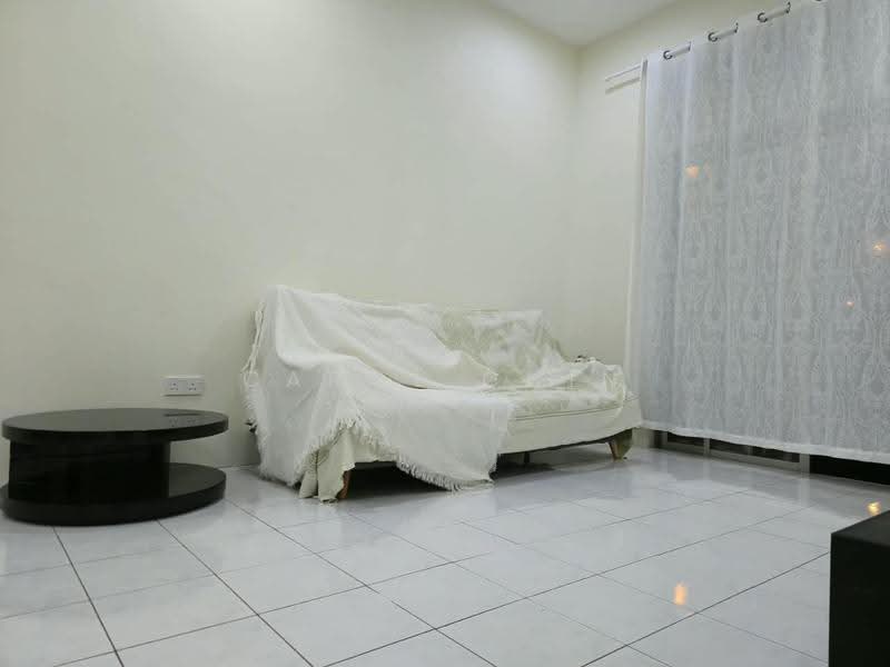 1-storey Terraced House for Rent in Bandar Putra Kulai (Kulai) - Carol Chin - Living Room - PropertyGuru.com.my