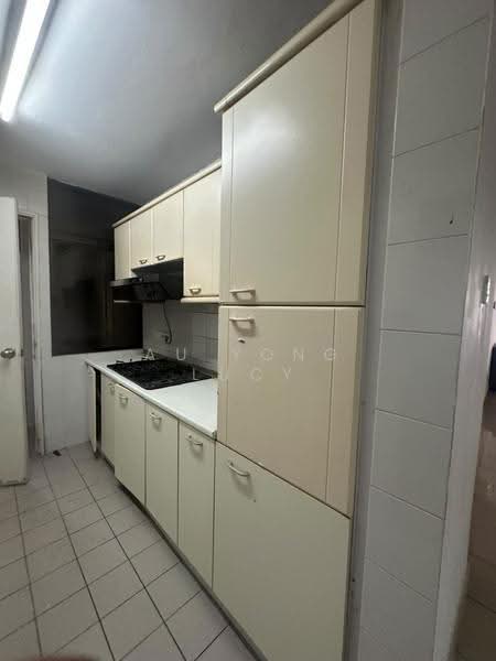 Kondominium untuk Disewa di Aloha Tower Condominium - Au Yong Lucy - Kitchen - PropertyGuru.com.my