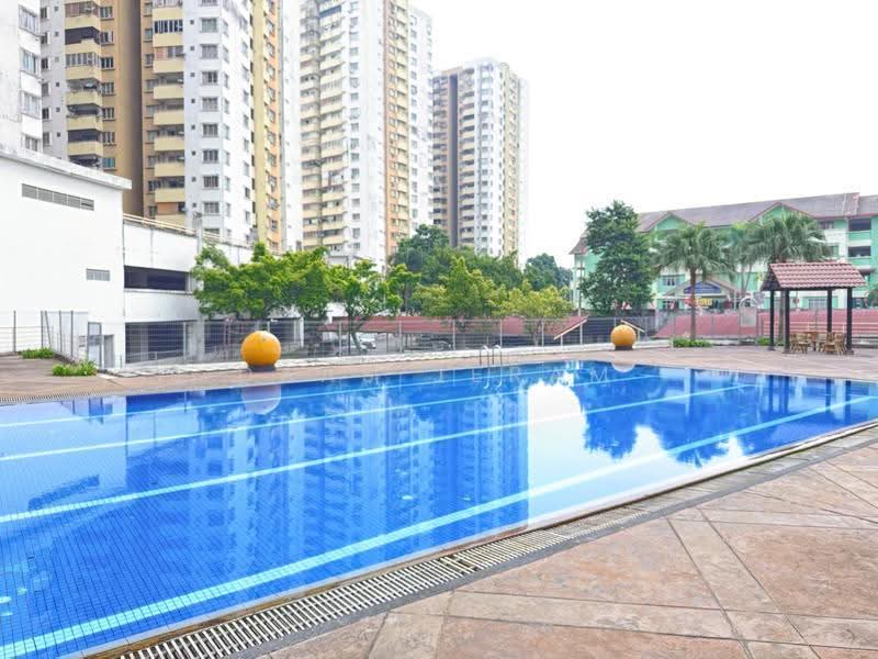 Kondominium untuk Dijual di Magna Ville - Daas Jeram - Common Area - Pool - PropertyGuru.com.my