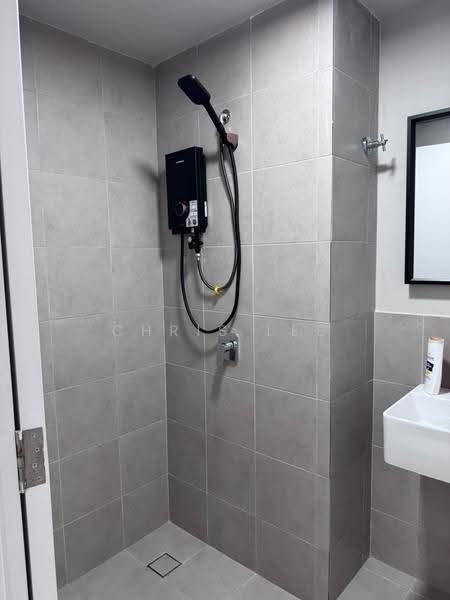 Kondominium untuk Disewa di Myra Cove - Chris Lee - Bathroom - PropertyGuru.com.my