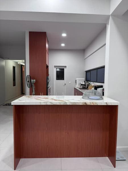 Kondominium untuk Disewa di Myra Cove - Chris Lee - Kitchen - PropertyGuru.com.my