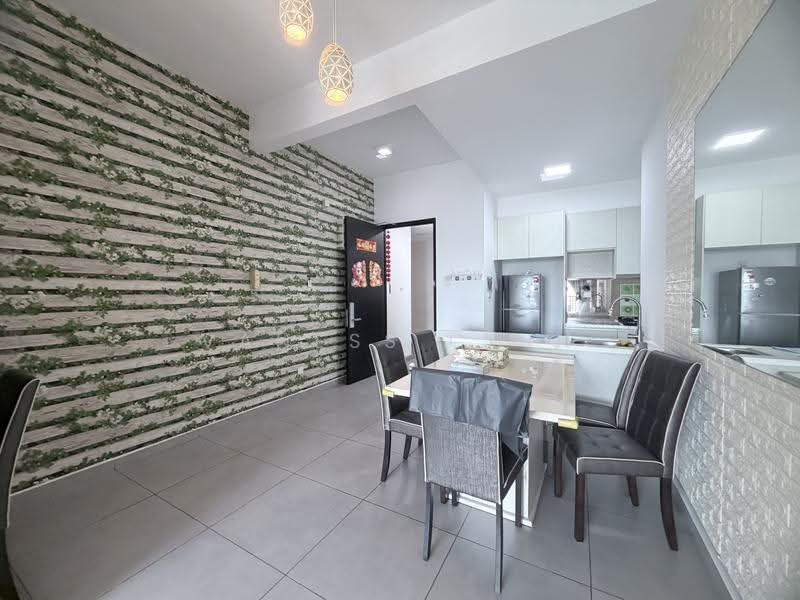 Kediaman Servis untuk Disewa di D'sands Residence - Vaness Chin - Dining Room - PropertyGuru.com.my