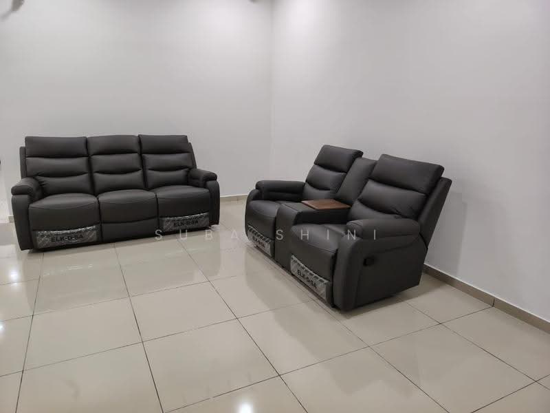 Rumah Teres untuk Disewa di Seremban (Negeri Sembilan) - Suba Shini - Living Room - PropertyGuru.com.my