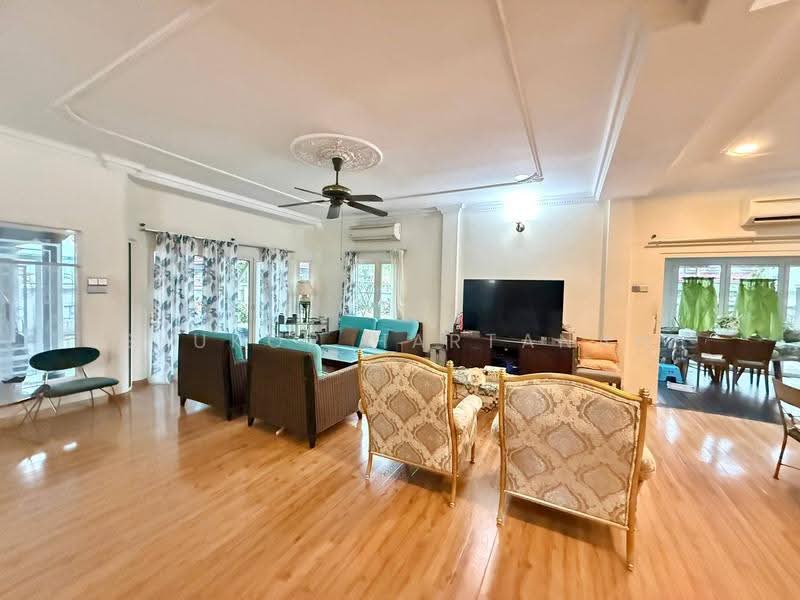 Semi-Detached House for Sale in Petaling Jaya (Selangor) - Syukor Hartanah - Living Room - PropertyGuru.com.my