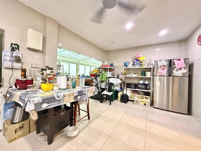 Semi-Detached House for Sale in Petaling Jaya (Selangor) - Syukor Hartanah - Kitchen - PropertyGuru.com.my