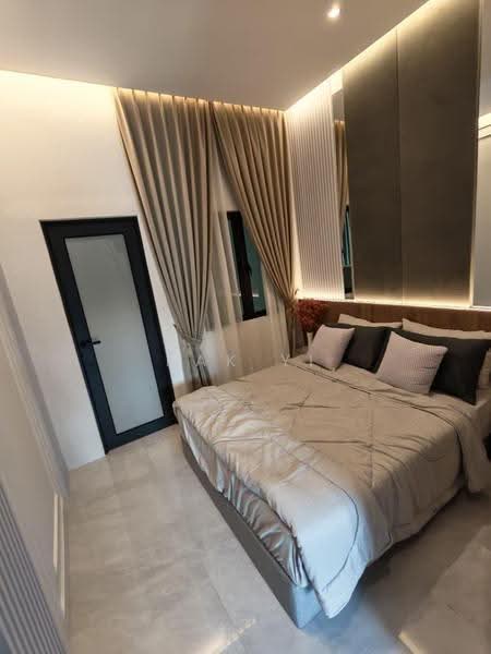 Service Residence for Sale at Azurite Residence @ Klebang - Kak Yi - Bedroom - PropertyGuru.com.my