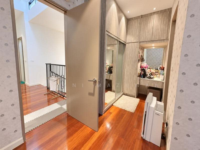 Terraced House for Sale in Cyberjaya (Selangor) - Uswani Mazuwan - Corridor - PropertyGuru.com.my