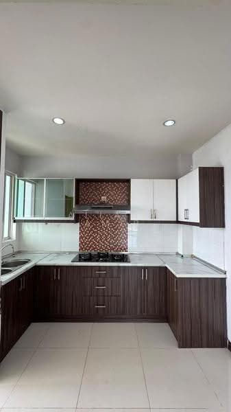 Condominium for Rent at Panorama Residences @ Batu Caves - Allana Amir - Kitchen - PropertyGuru.com.my