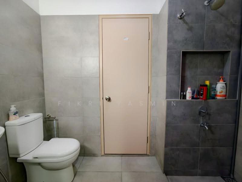 2-storey Terraced House for Sale in Serene Heights (Semenyih) - Fikri Yasmin - Bathroom - PropertyGuru.com.my