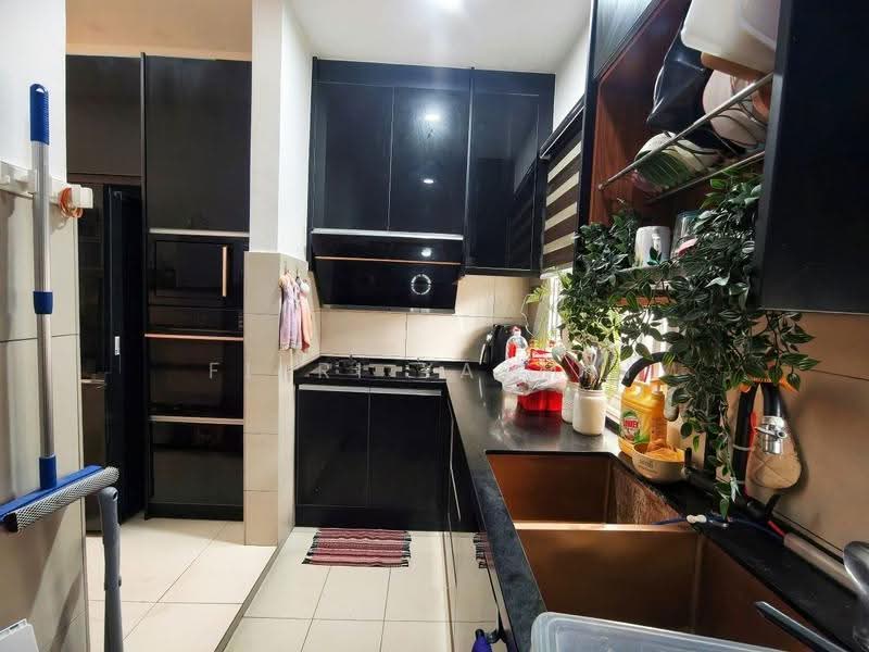 2-storey Terraced House for Sale in Serene Heights (Semenyih) - Fikri Yasmin - Kitchen - PropertyGuru.com.my