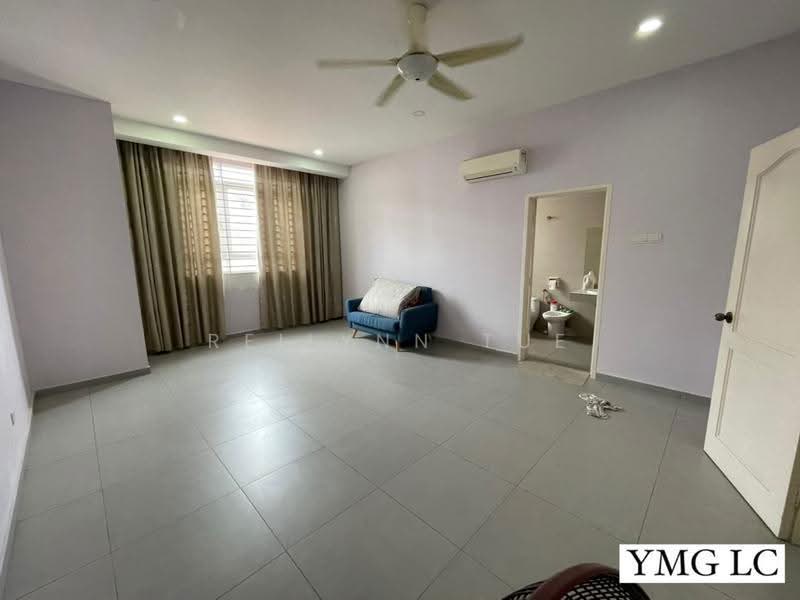 Rumah Teres 3-Tingkat untuk Dijual di Setia Alam ( Anjung Sari) (Setia Alam) - Reilynn Tue - PropertyGuru.com.my